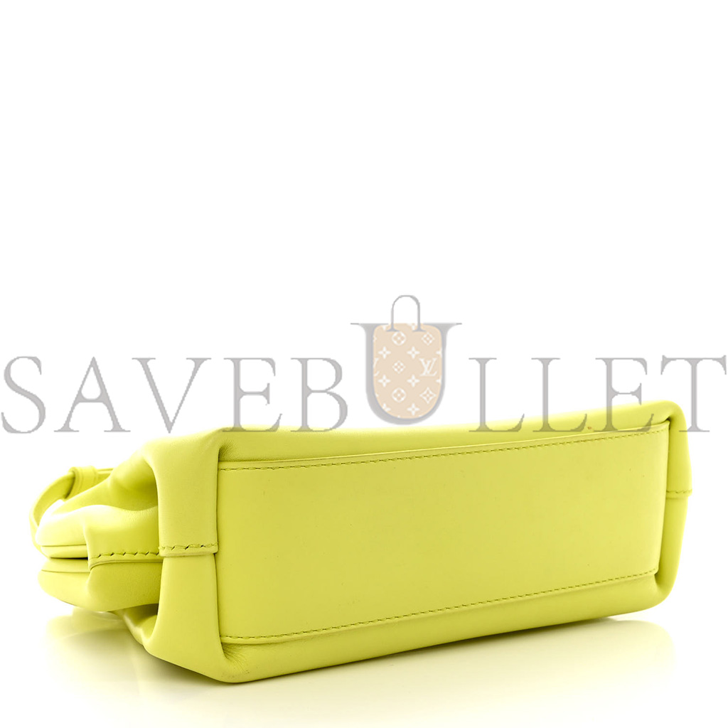 BOTTEGA VENETA CALFSKIN SMALL THE POINT TRIANGLE BAG SEAGRASS (20*18*8cm) BOTTEGA VENETA CALFSKIN SMALL THE POINT TRIANGLE BAG SEAGRASS (20*18*8cm)